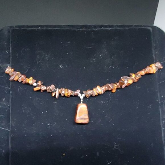 Tigers Eye Stone Necklace - Picture 1 of 3
